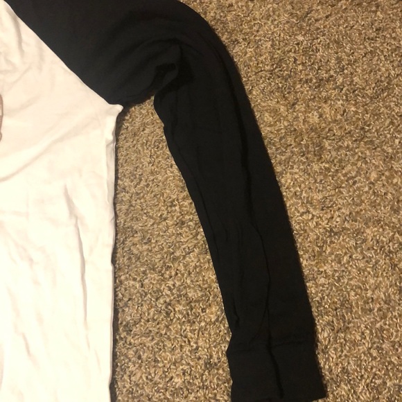 💥5/$13💥NWOT Boutique Long sleeve- Mama Bear - Picture 3 of 7